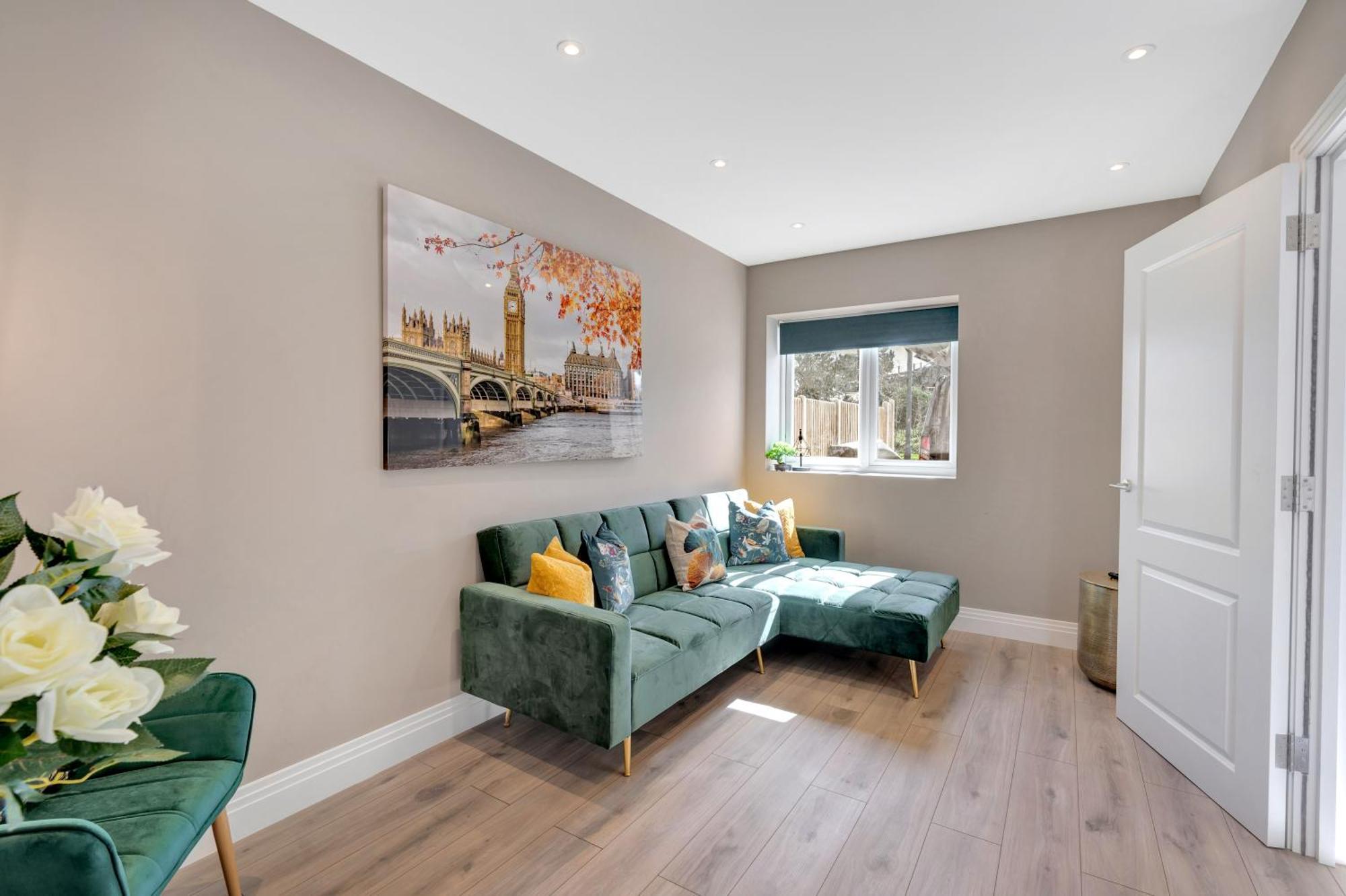 Apartment Travard Heathrow 382 *